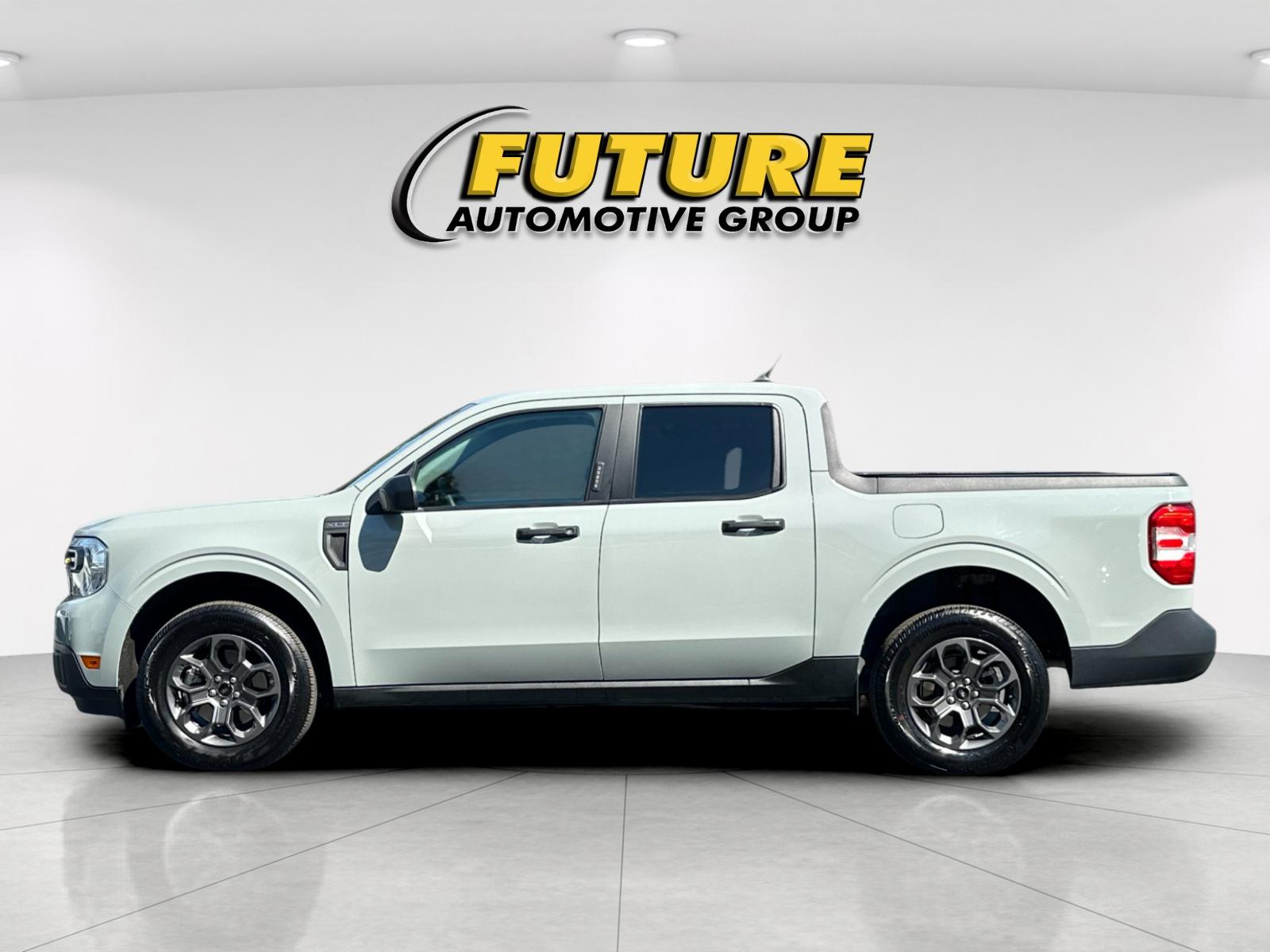 Used 2022 Green Ford XLT image 6