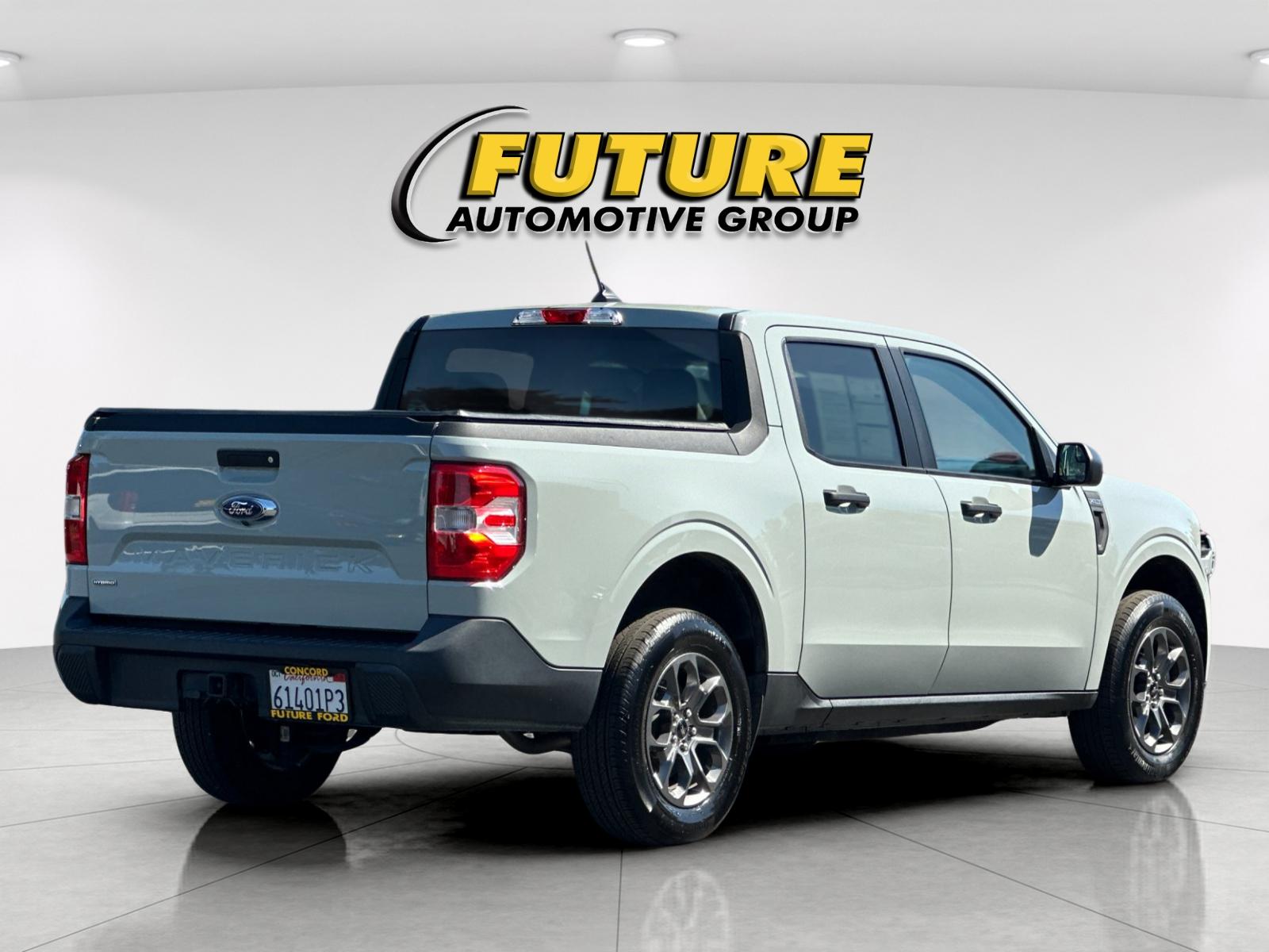 Used 2022 Green Ford XLT image 3