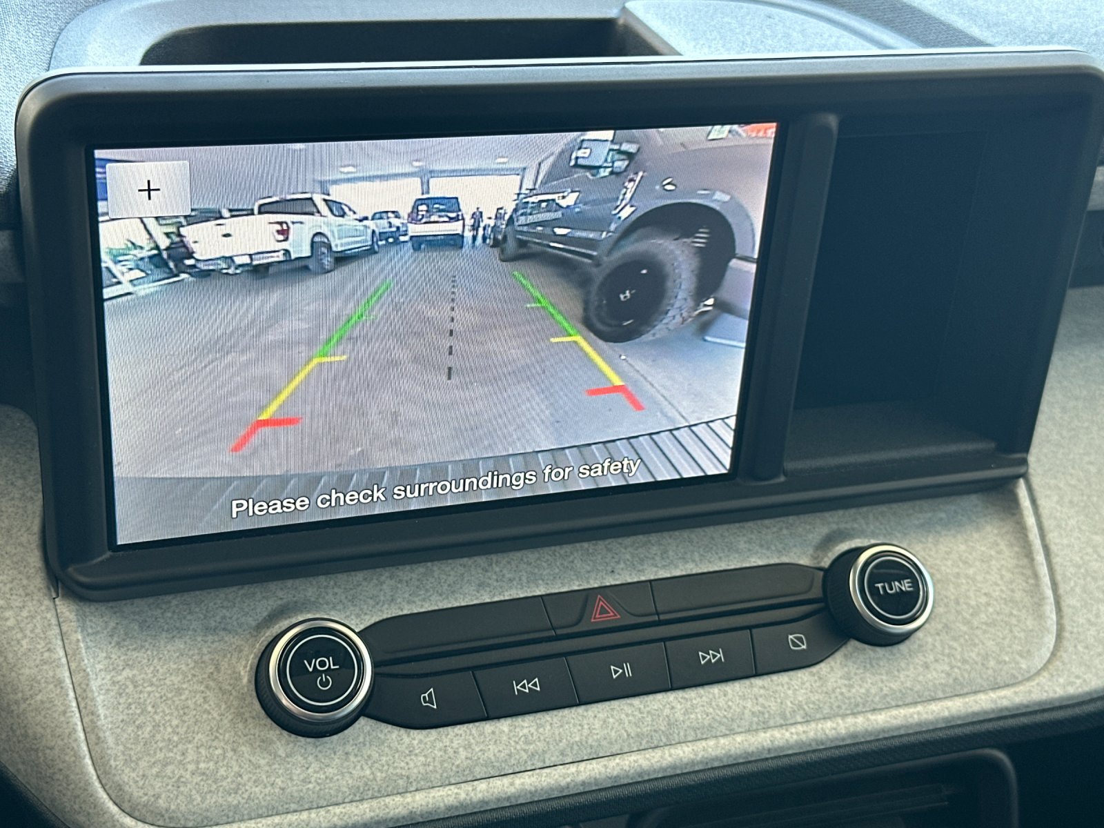 Used 2022 Green Ford XLT image 17