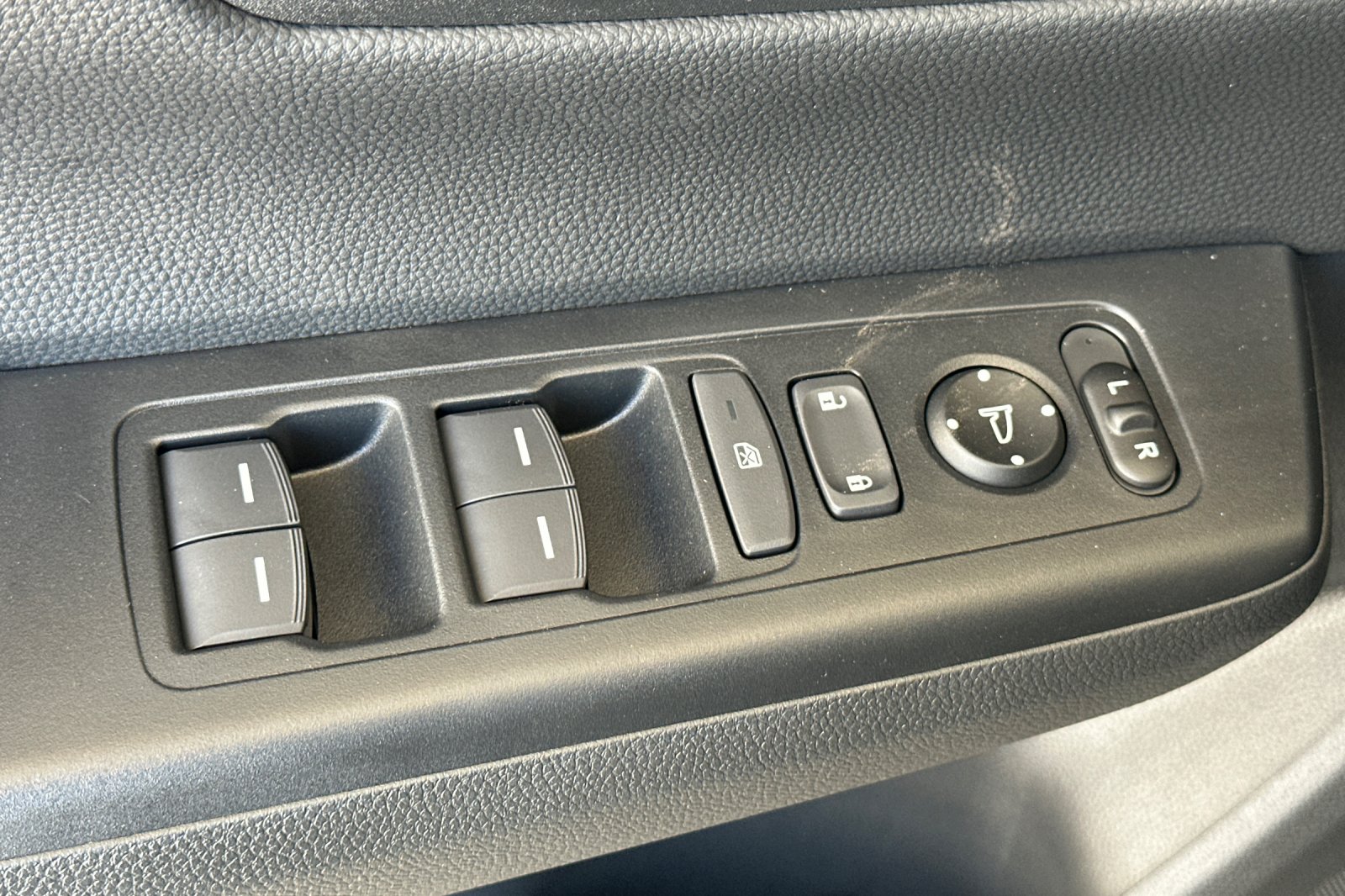 New 2026 Meteorite Gray Metallic Honda Sport-L image 12