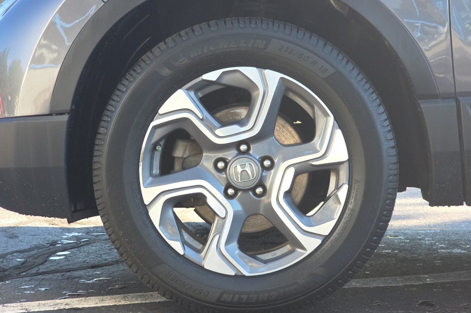 Used 2018 Modern Steel Metallic Honda EX-L image 27