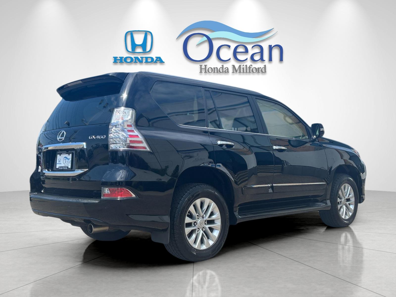 Used 2019 Onyx Black Lexus 460 image 3