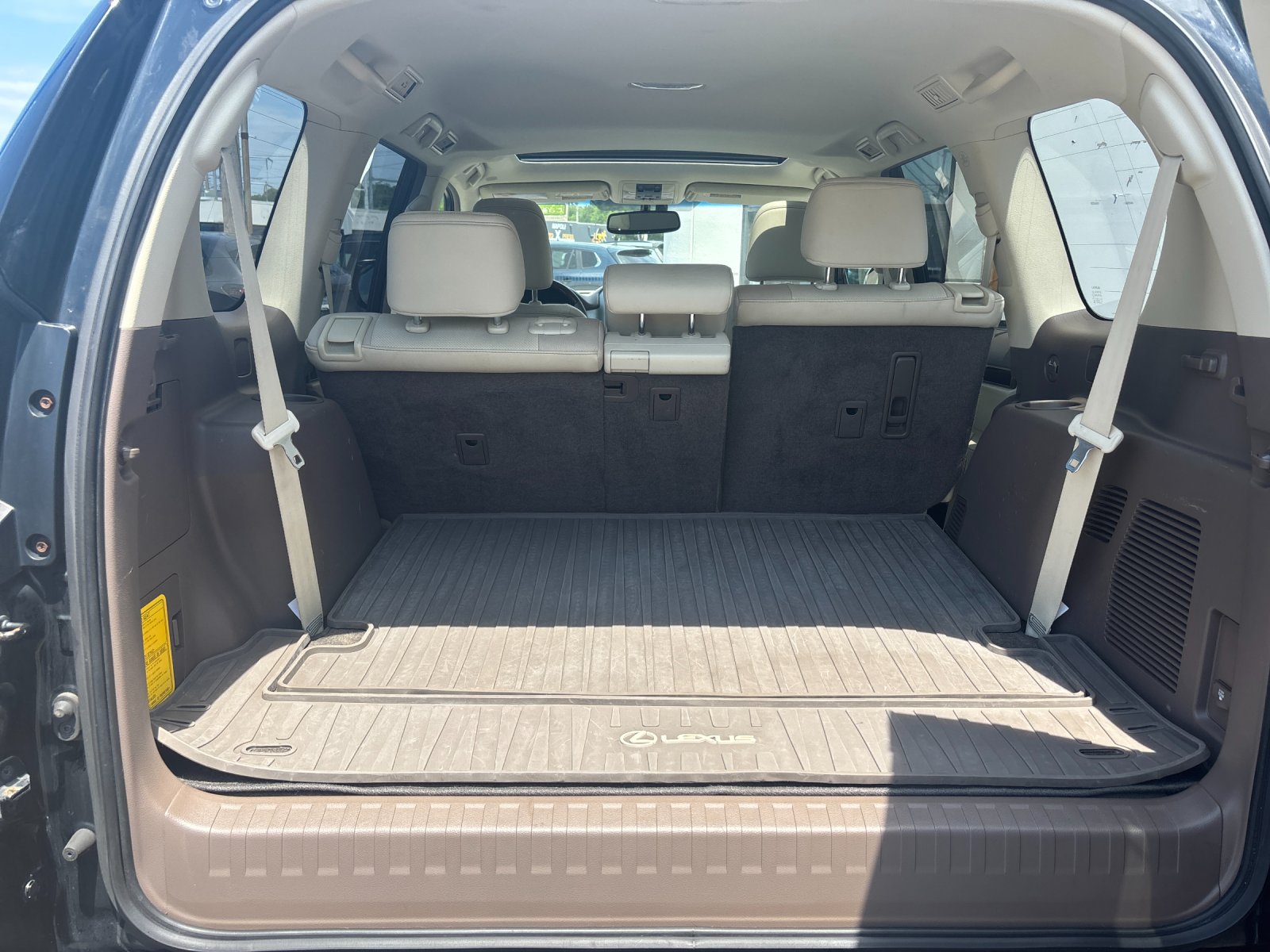 Used 2019 Onyx Black Lexus 460 image 16