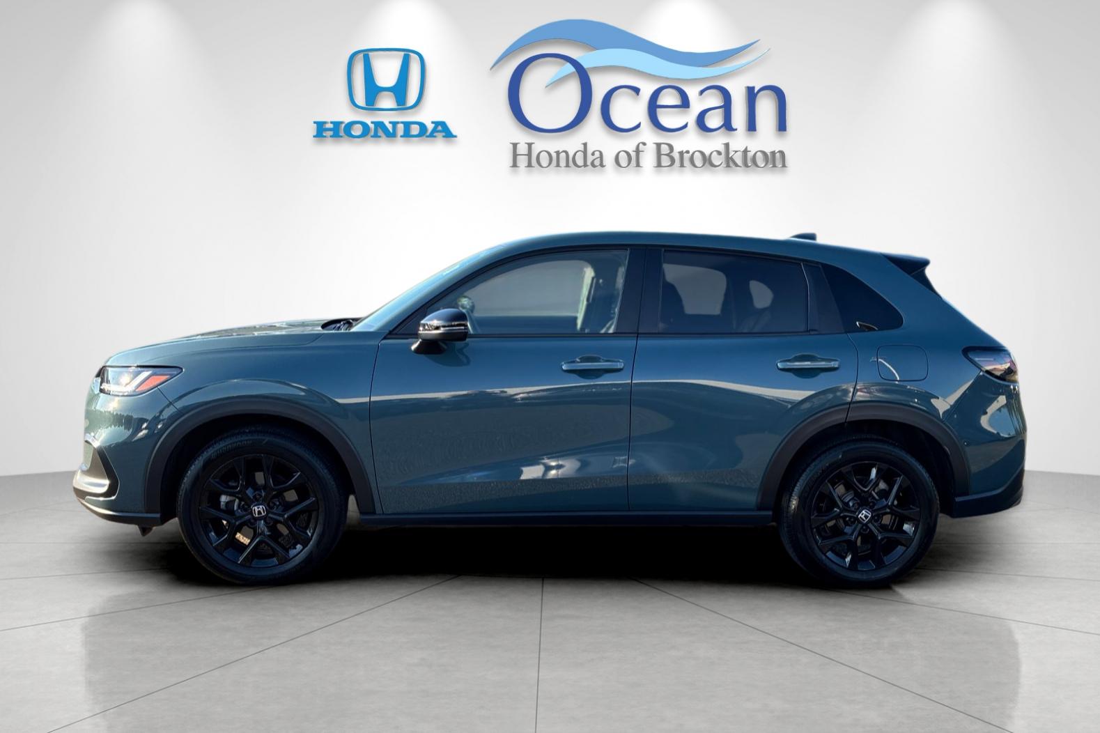 Used 2025 Urban Gray Honda Sport image 6