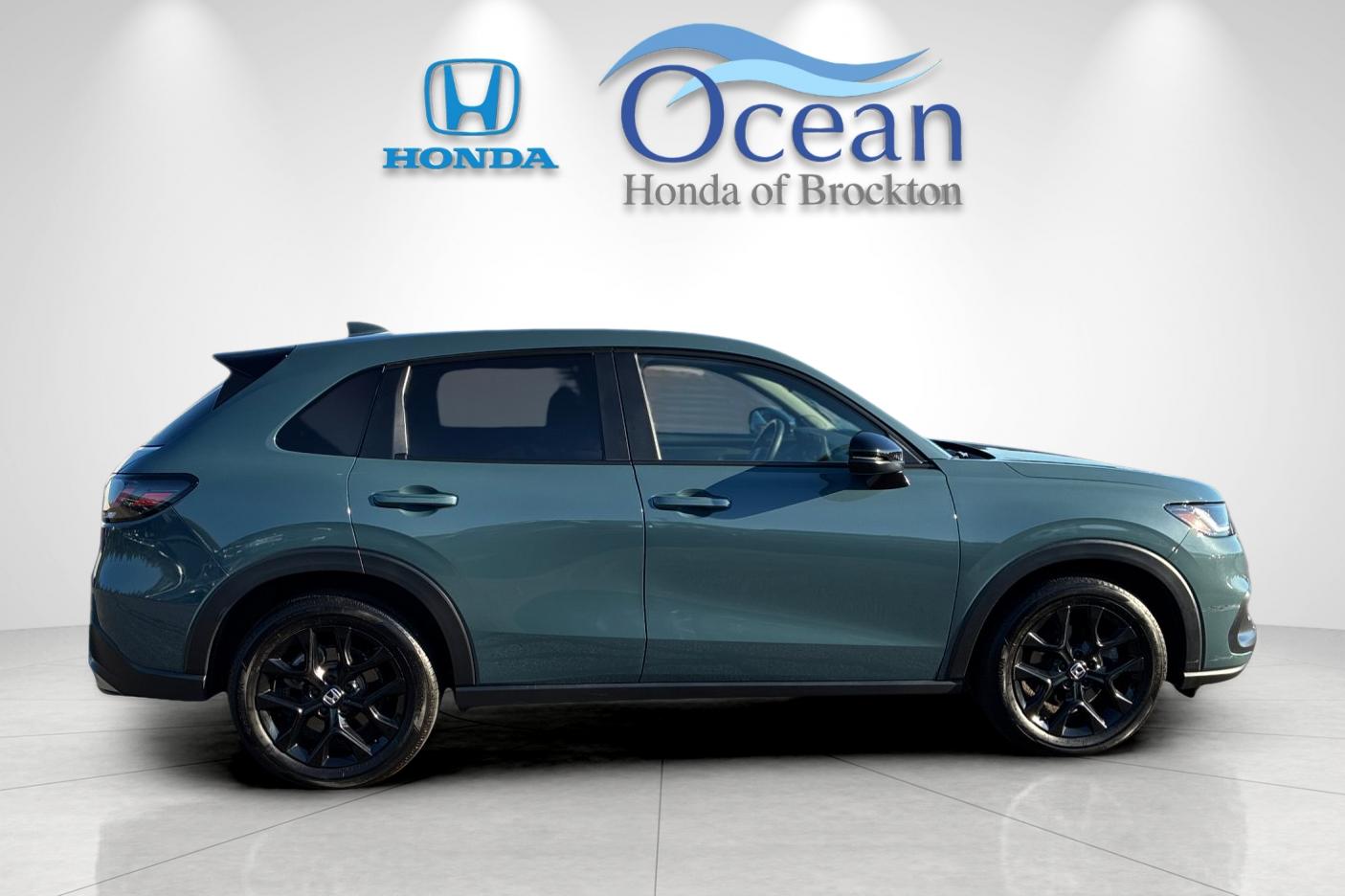Used 2025 Urban Gray Honda Sport image 2
