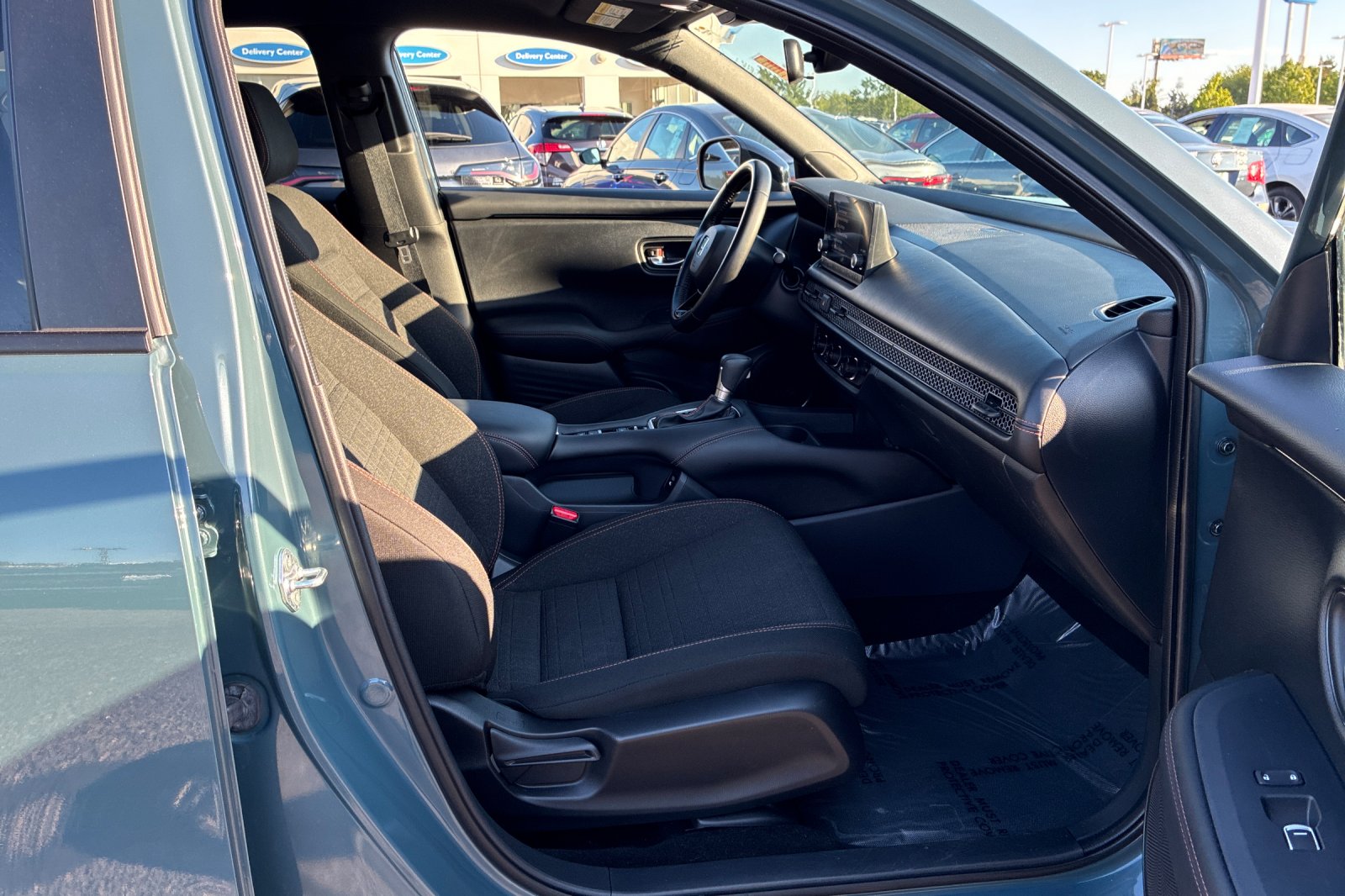 Used 2025 Urban Gray Honda Sport image 19