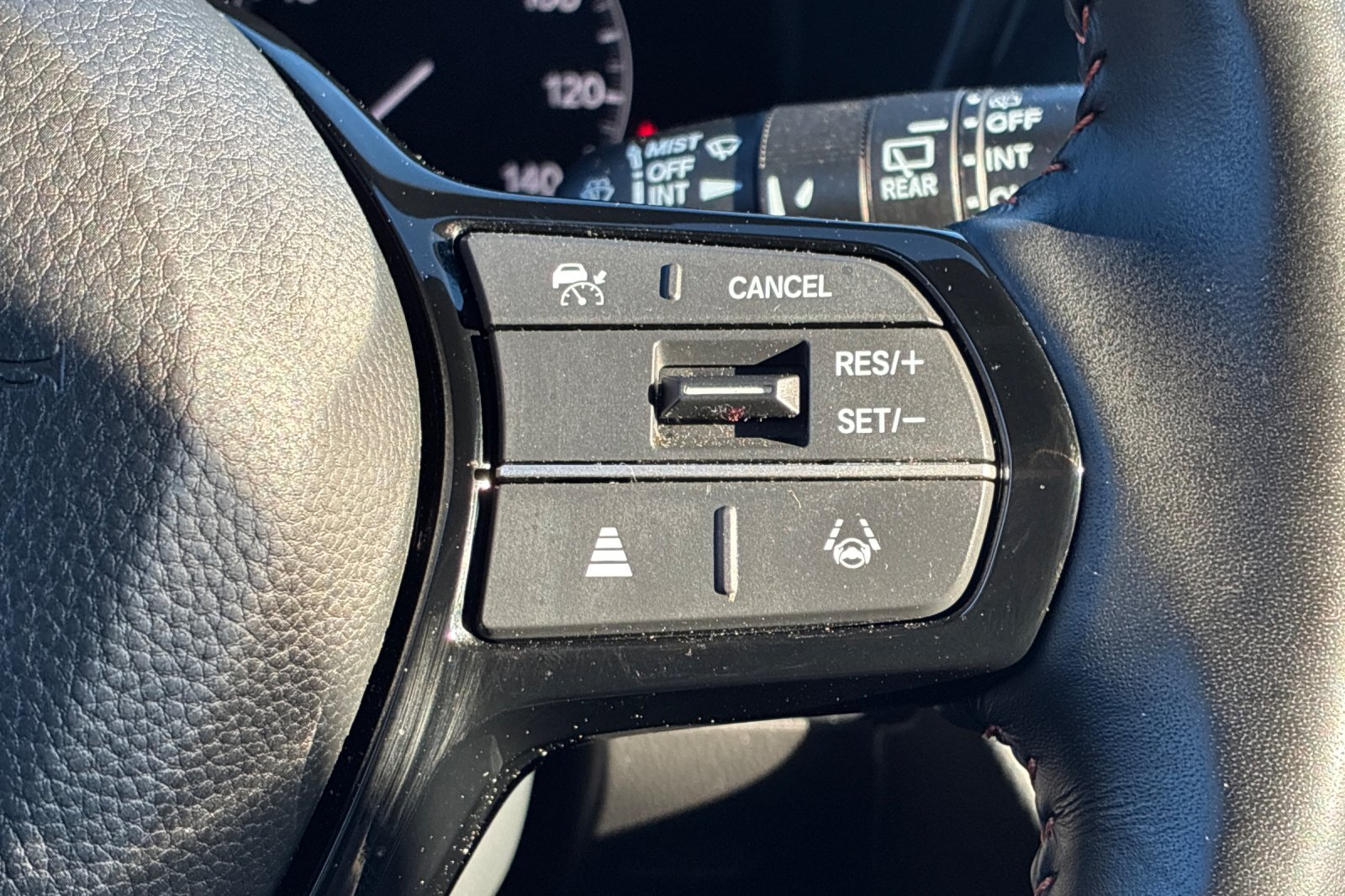 Used 2025 Urban Gray Honda Sport image 28