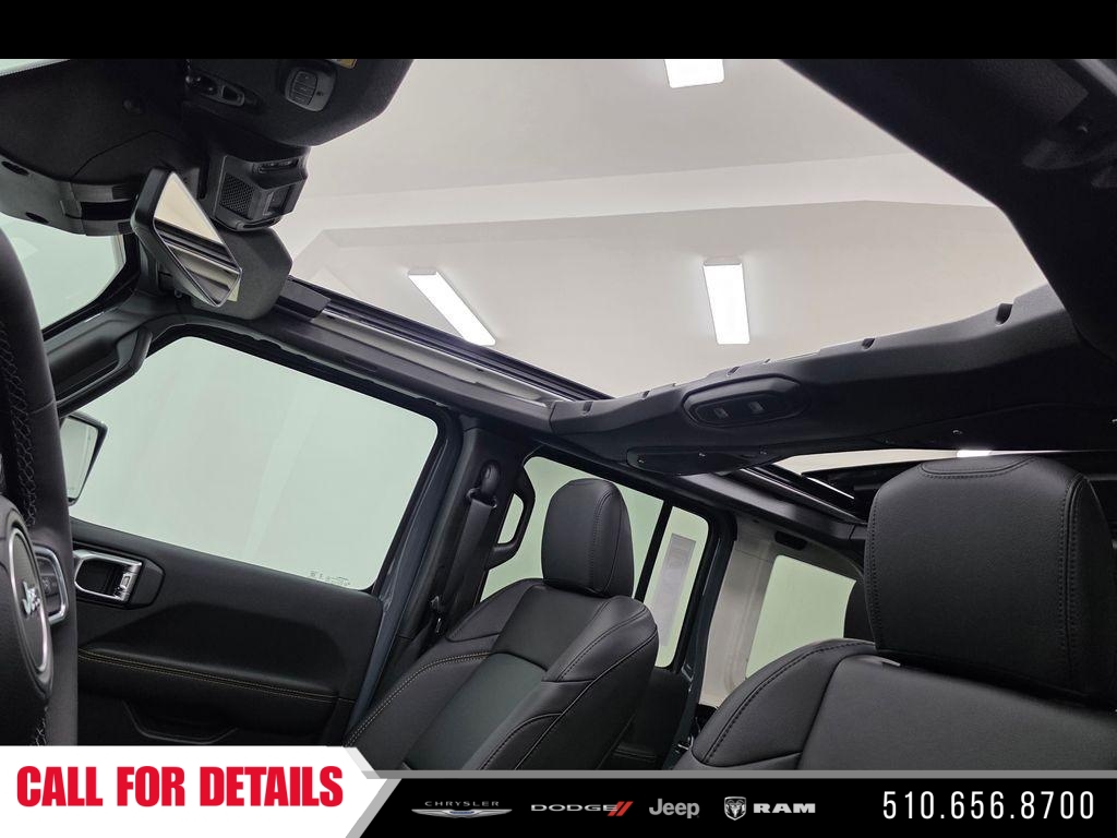 New 2026 Anvil Clear-Coat Exterior Paint Jeep Sahara image 24