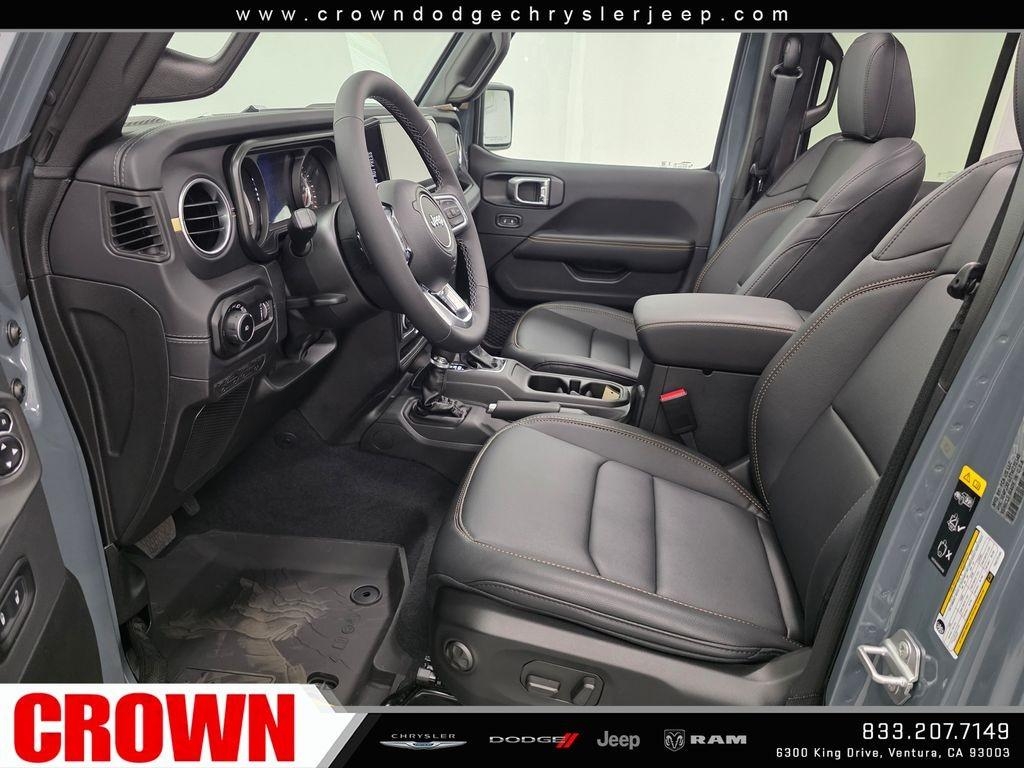 New 2026 Anvil Clear-Coat Exterior Paint Jeep Sahara image 41