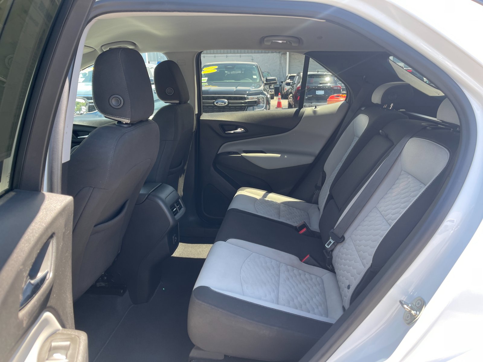 Used 2020 White Chevrolet LT image 14