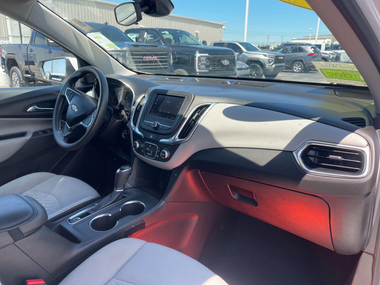 Used 2020 White Chevrolet LT image 18