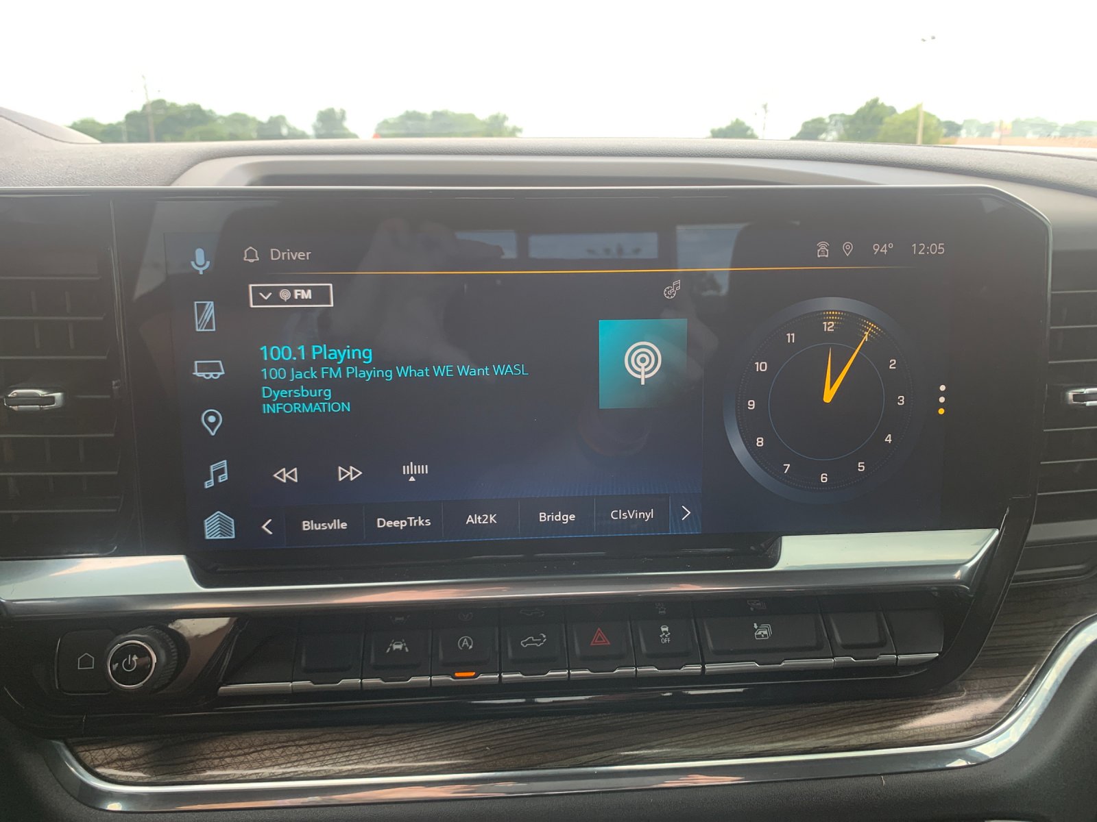 Used 2023 Gray Chevrolet RST image 21