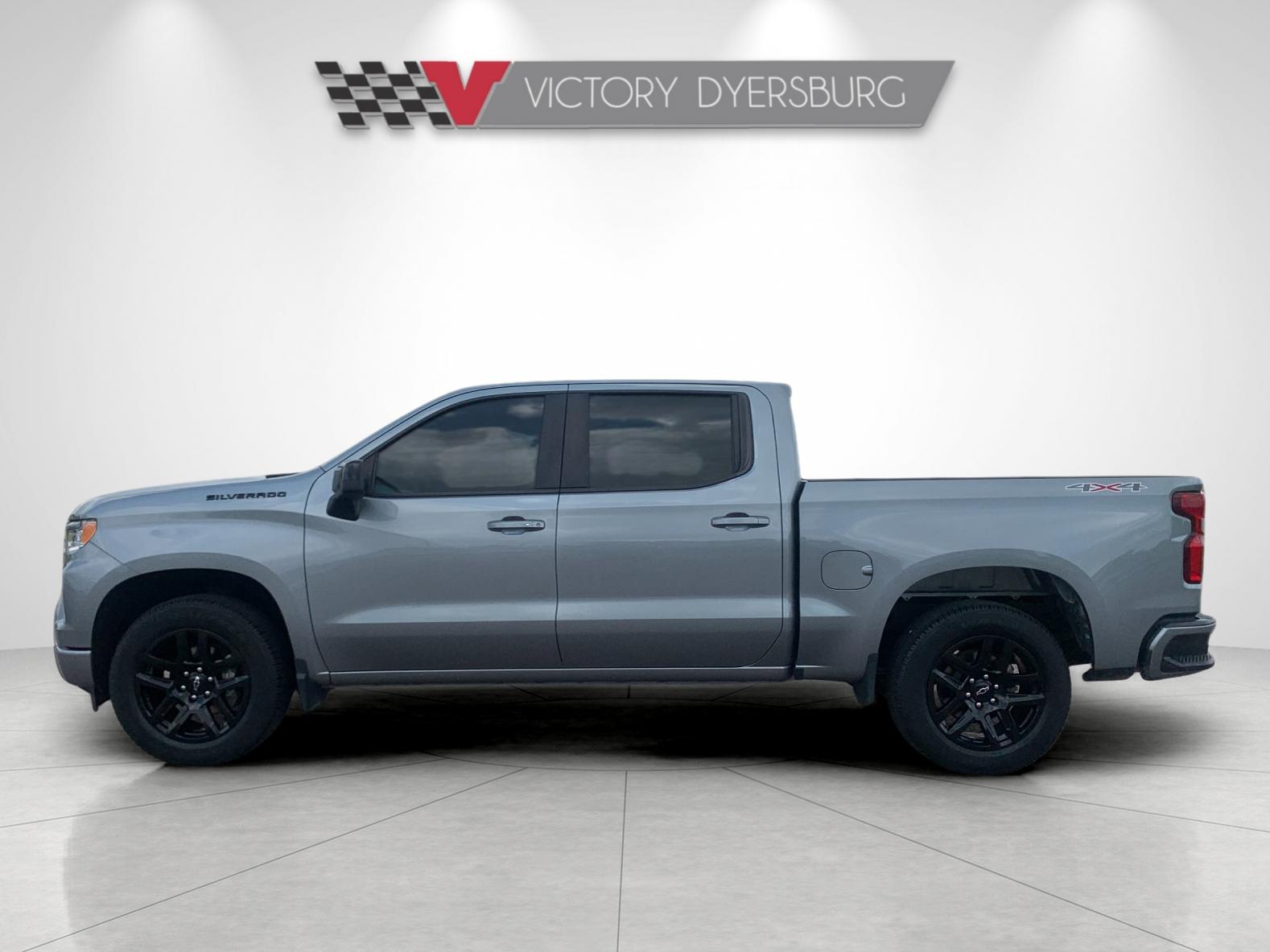 Used 2023 Gray Chevrolet RST image 7