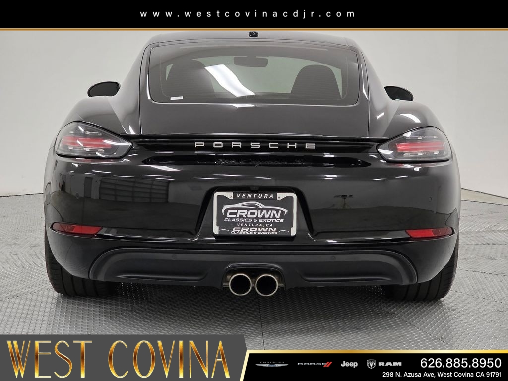 Used 2021  Porsche S image 7