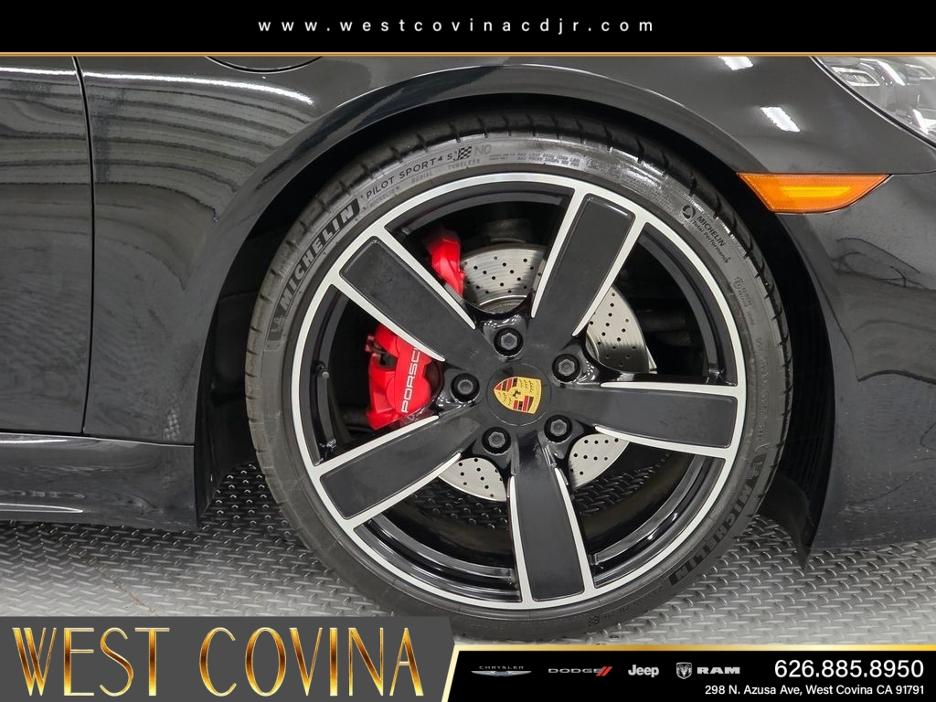 Used 2021  Porsche S image 10