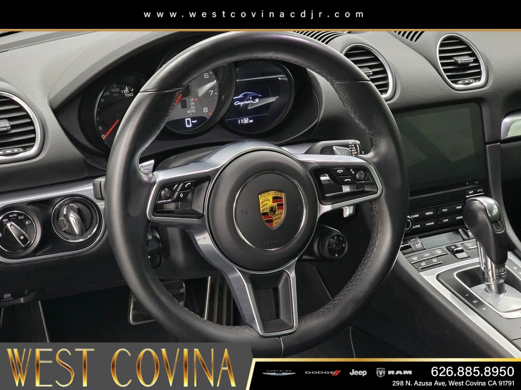 Used 2021  Porsche S image 19