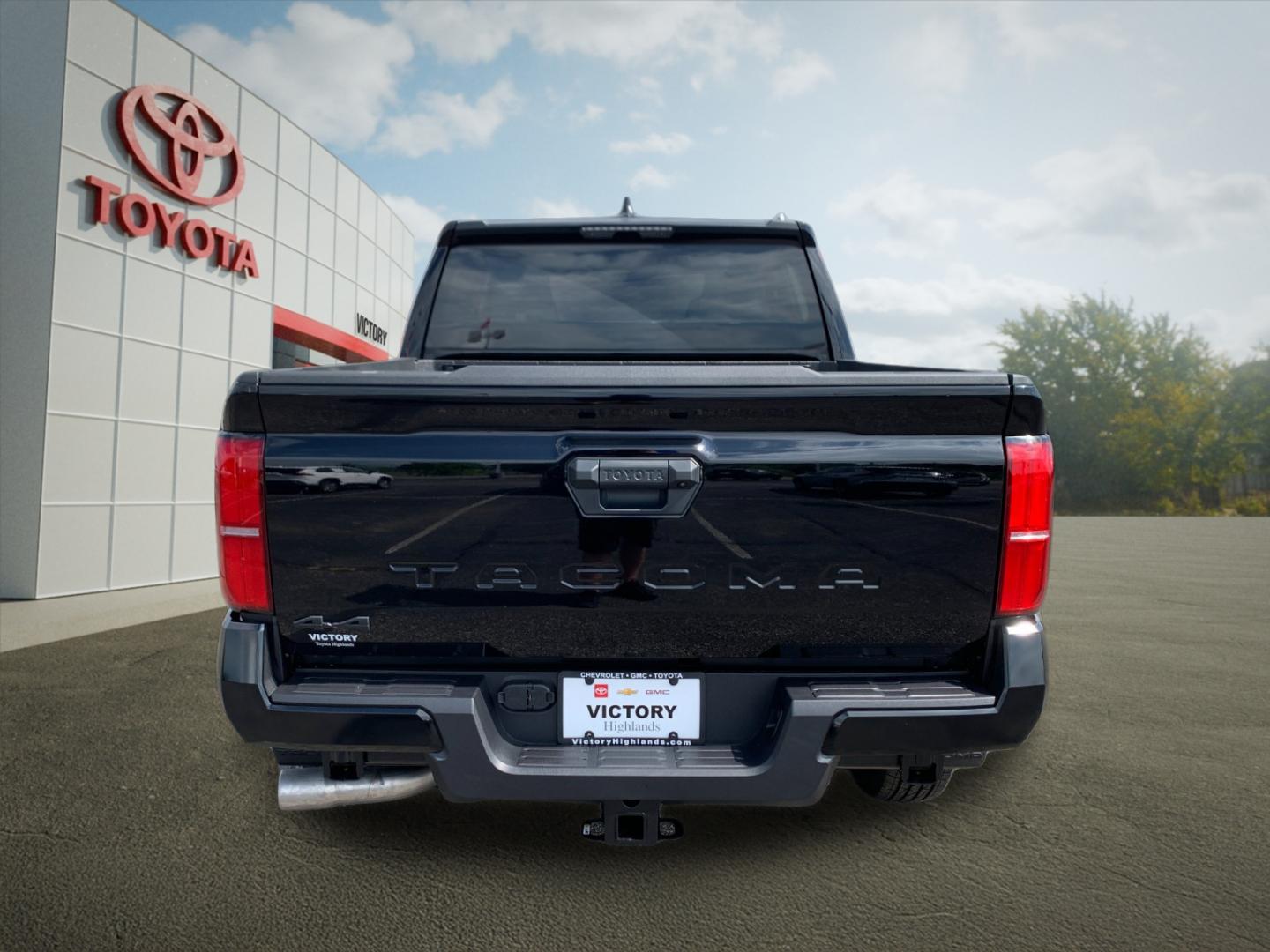 New 2026 Black Toyota  SR5 image 4