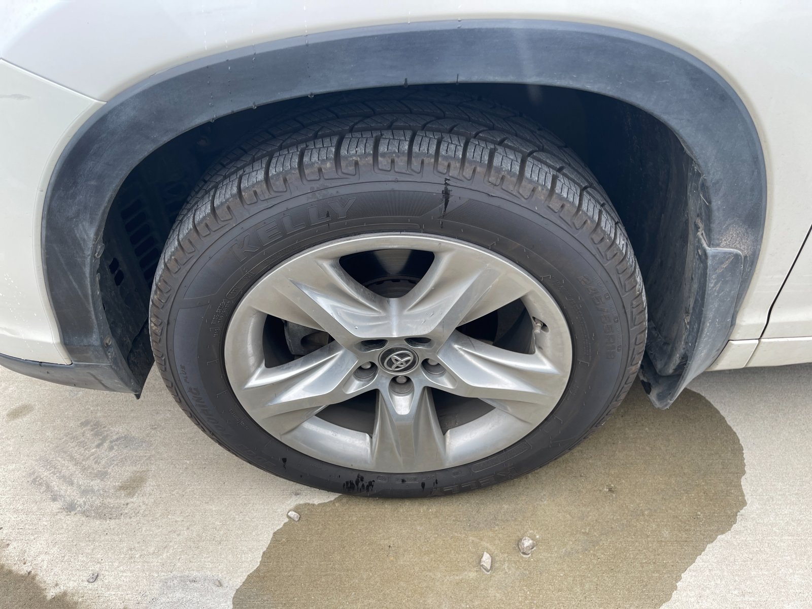 Used 2019 White Toyota Limited image 7