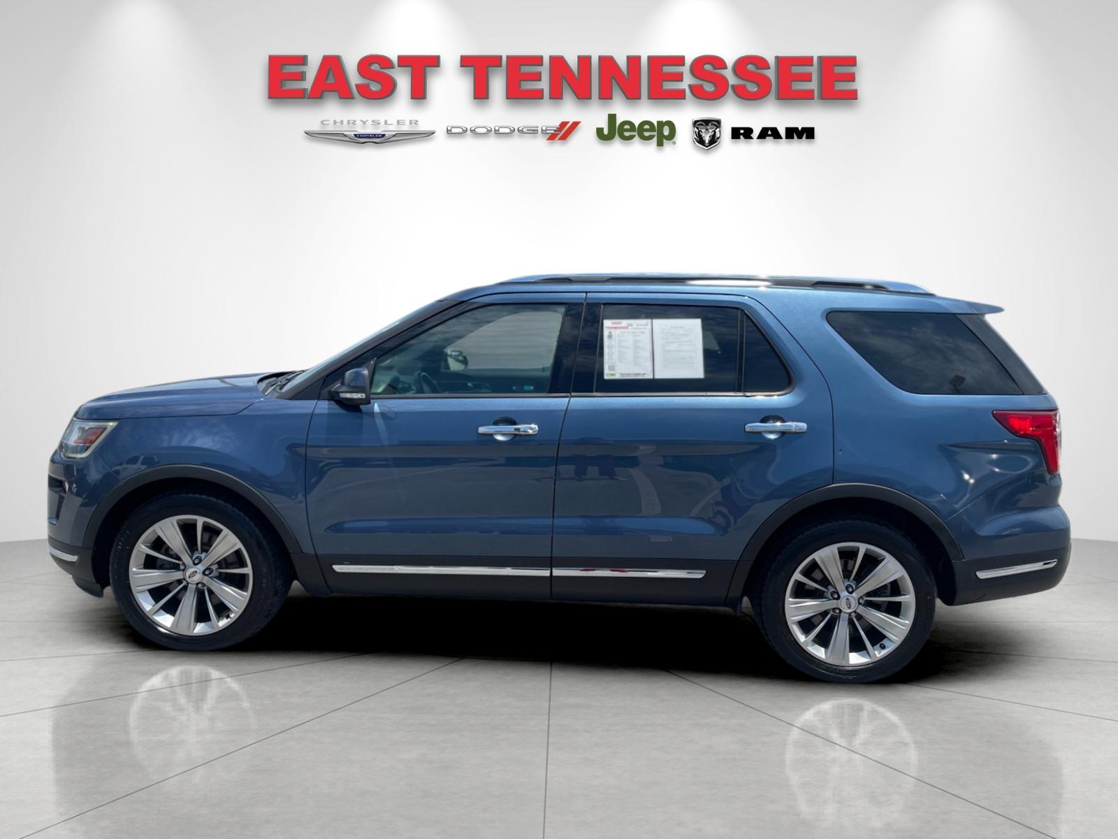 Used 2018 Blue Ford Limited image 6
