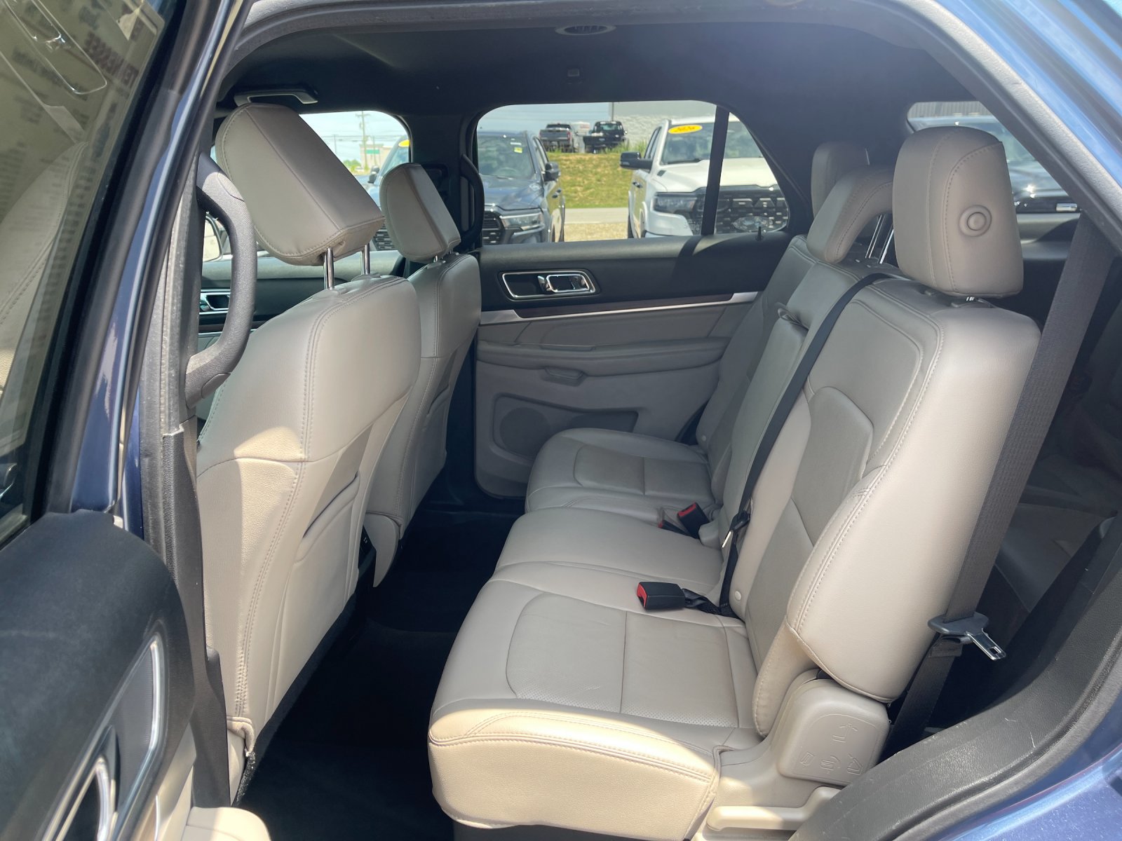 Used 2018 Blue Ford Limited image 14