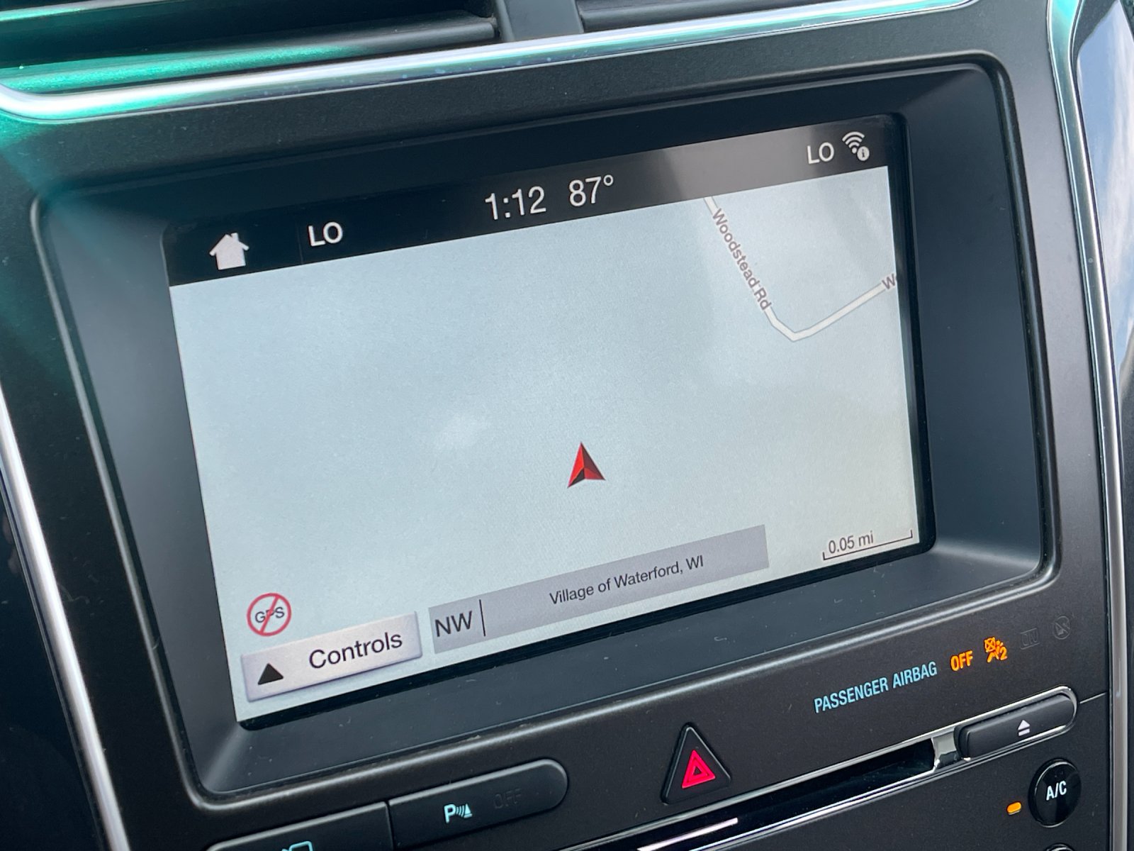 Used 2018 Blue Ford Limited image 22