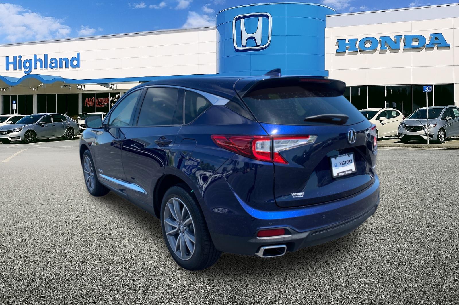 Used 2024  Acura Technology Package image 3