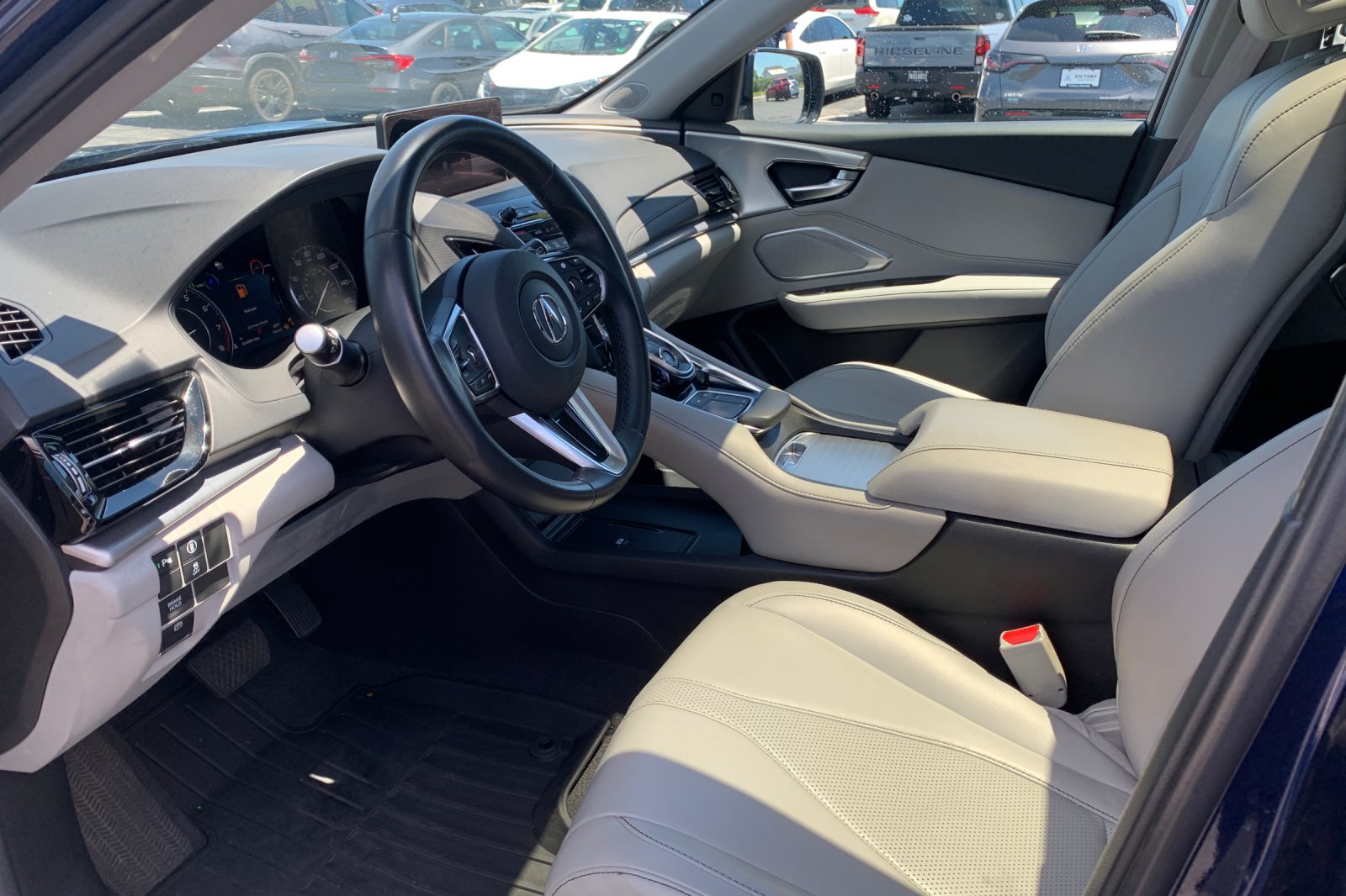 Used 2024  Acura Technology Package image 12