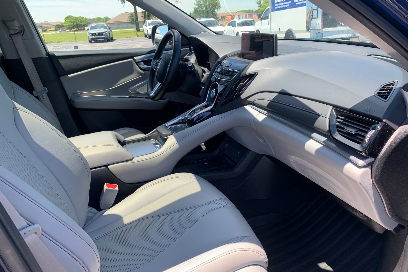 Used 2024  Acura Technology Package image 20