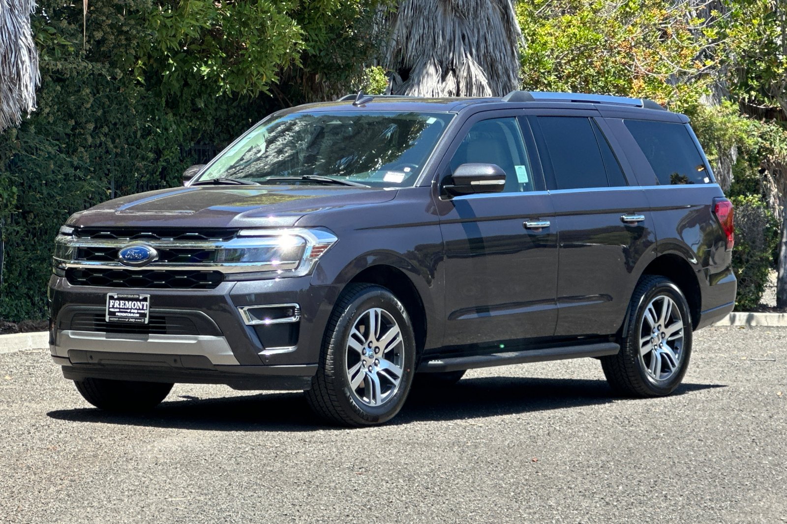 Used 2024 Gray Ford Limited image 7