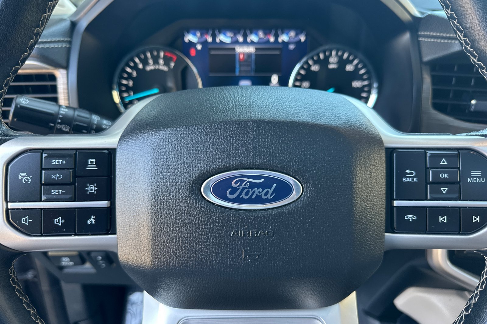 Used 2024 Gray Ford Limited image 23