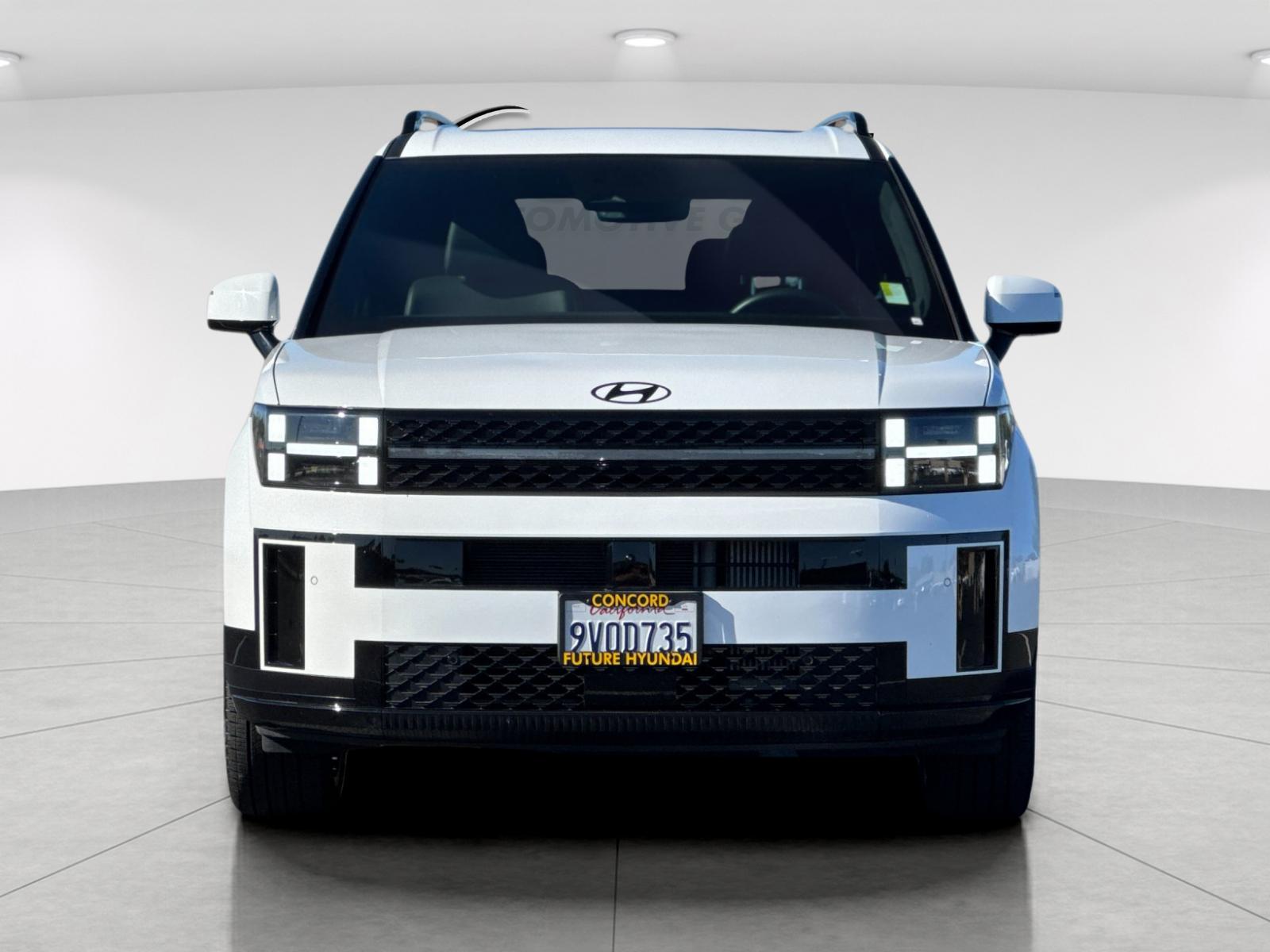 Used 2025 White Hyundai Calligraphy image 8