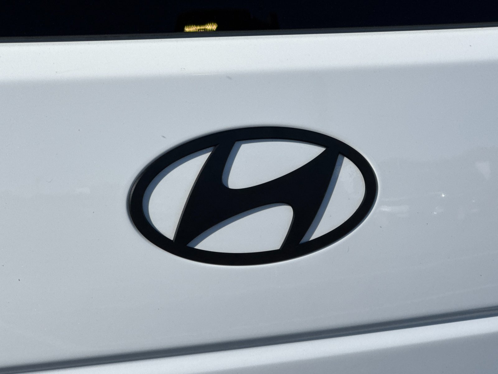 Used 2025 White Hyundai Calligraphy image 27