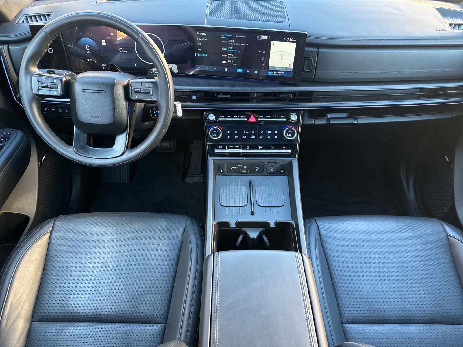 Used 2025 White Hyundai Calligraphy image 12