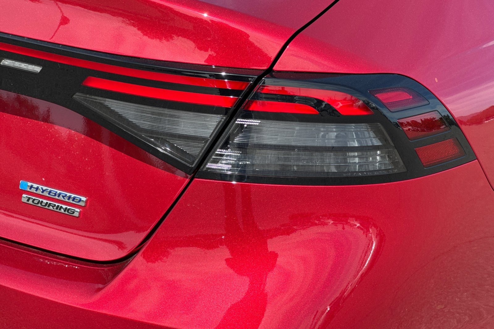 New 2026 Radiant Red Metallic Honda Touring image 28