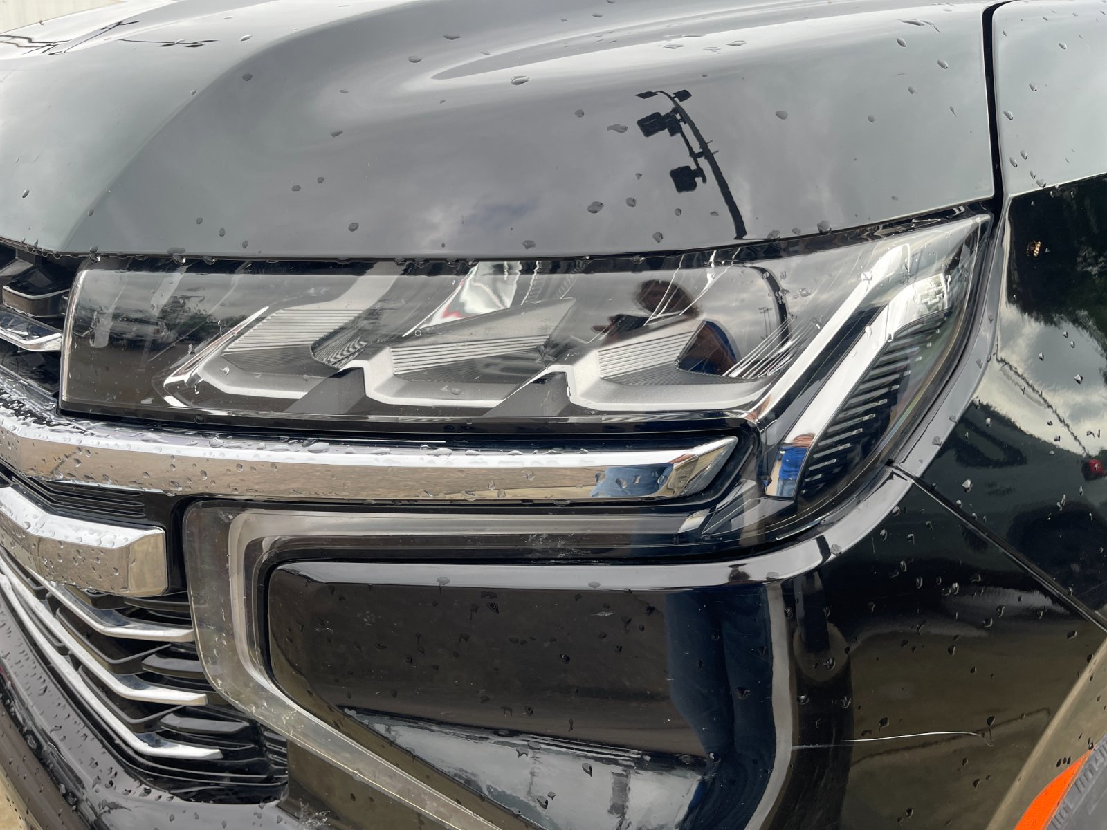 Used 2022 Black Chevrolet LT image 9