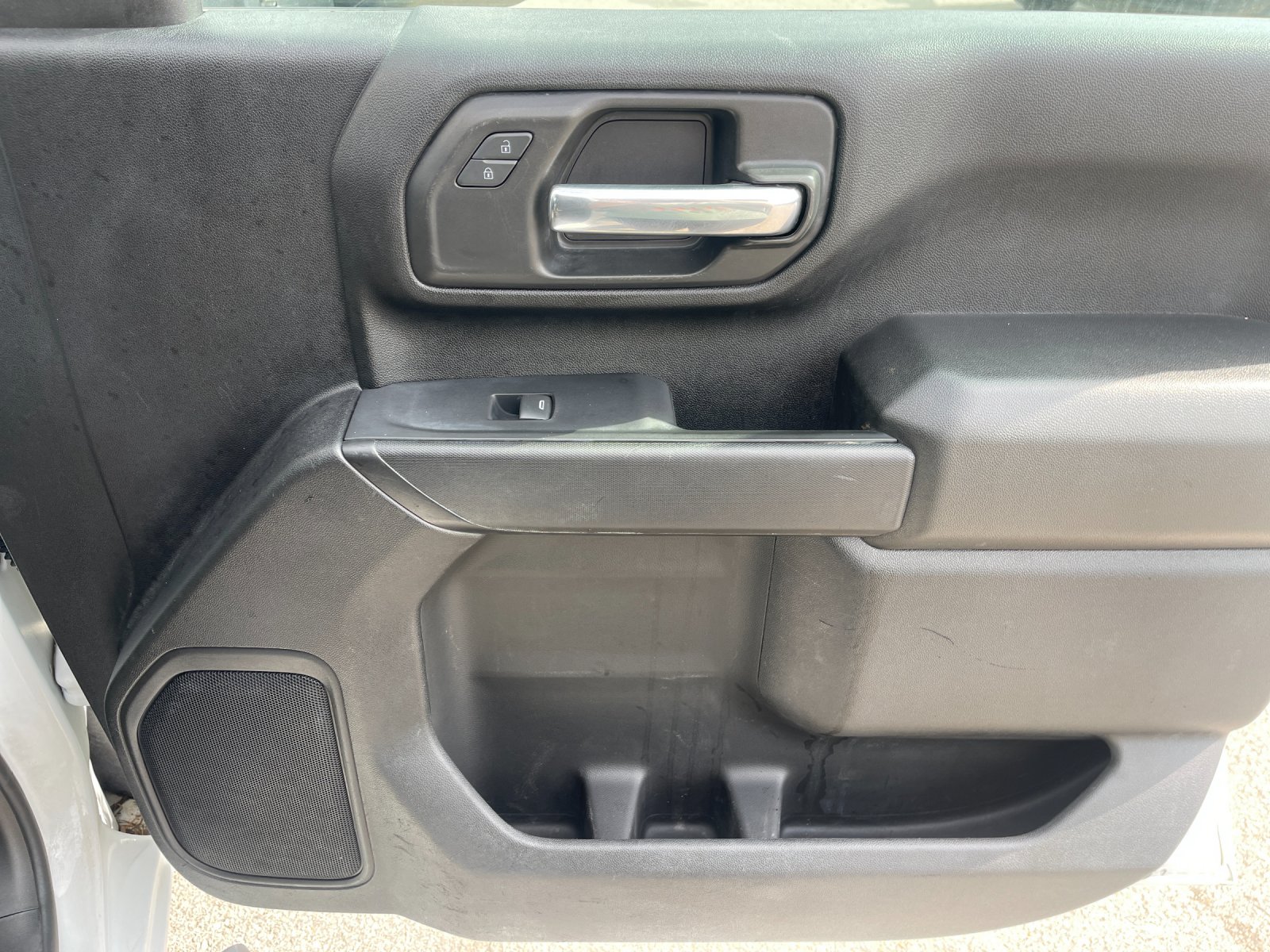 Used 2022 White Chevrolet Work Truck image 18
