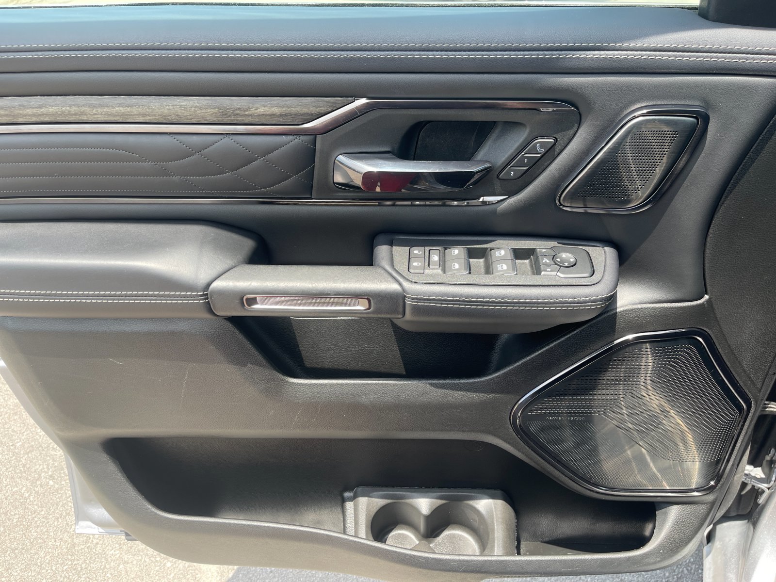 Used 2025 Silver Ram Limited image 12
