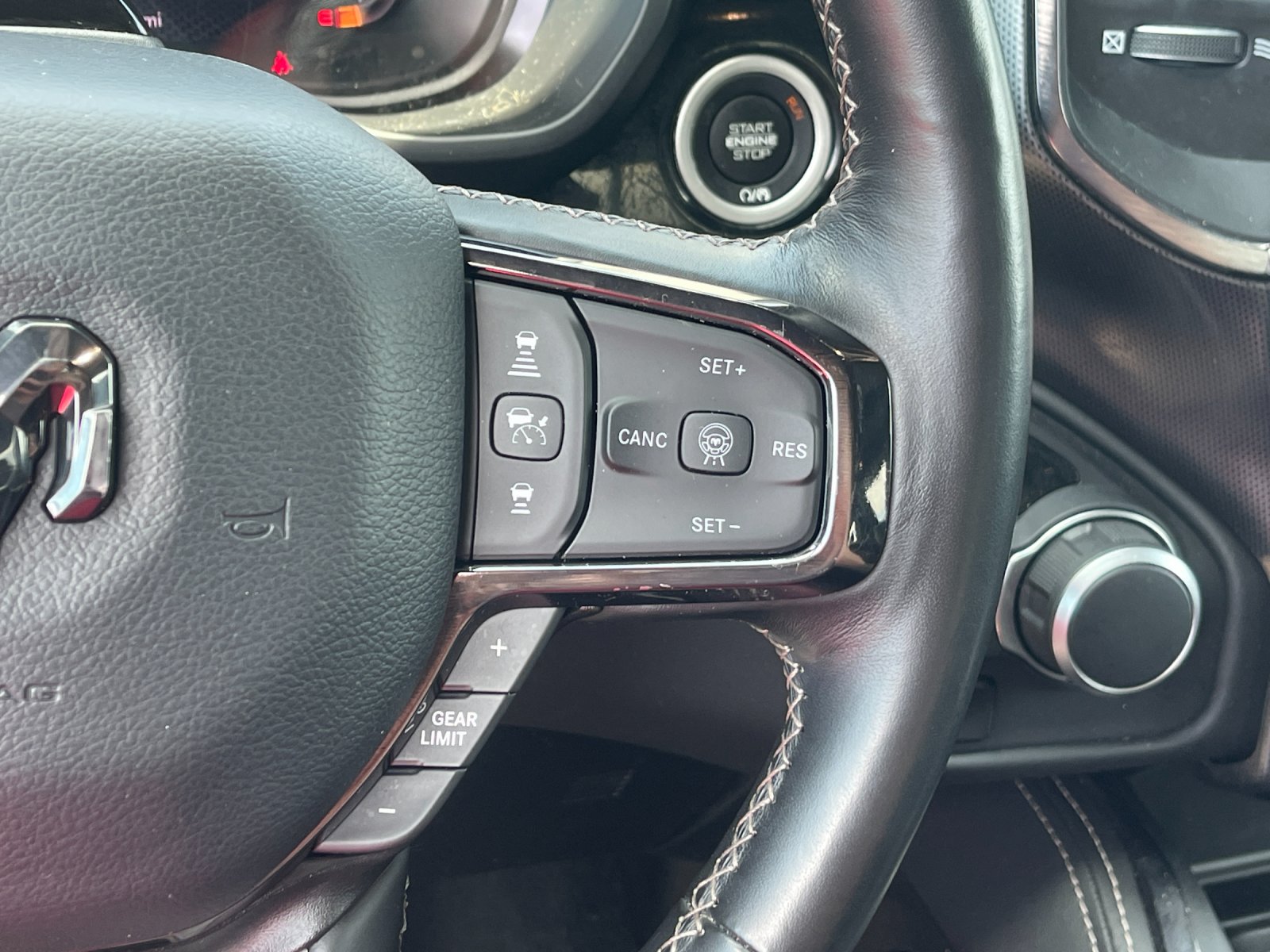 Used 2025 Silver Ram Limited image 27
