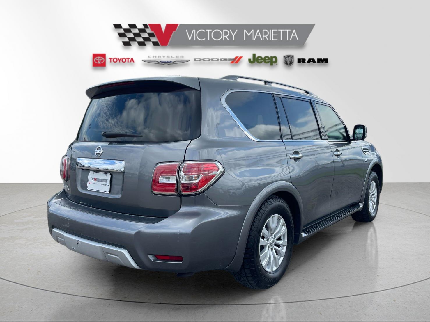 Used 2017 Gray Nissan SV image 5