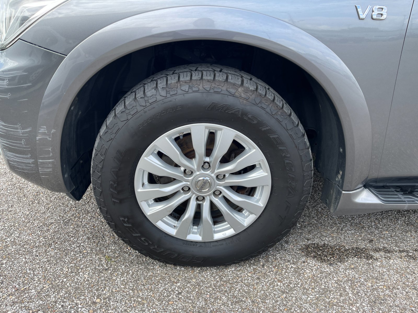 Used 2017 Gray Nissan SV image 33