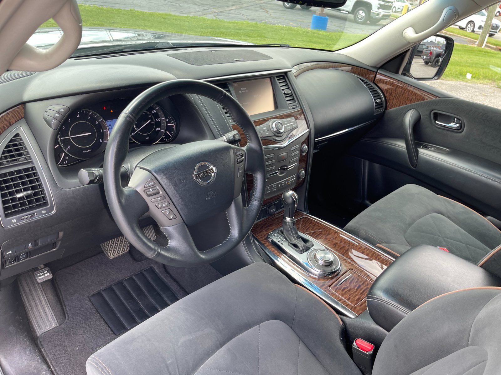 Used 2017 Gray Nissan SV image 10