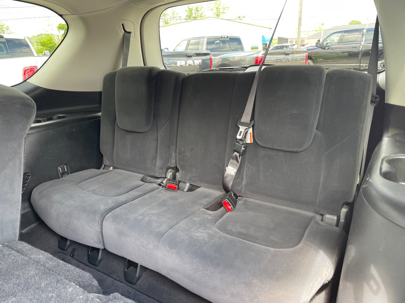 Used 2017 Gray Nissan SV image 17