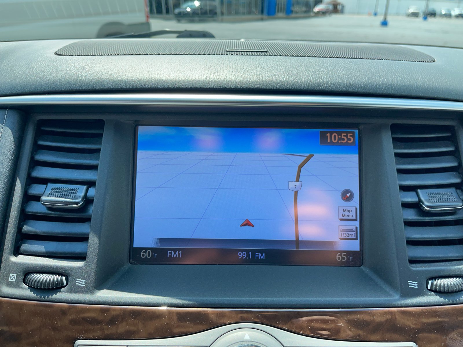 Used 2017 Gray Nissan SV image 22