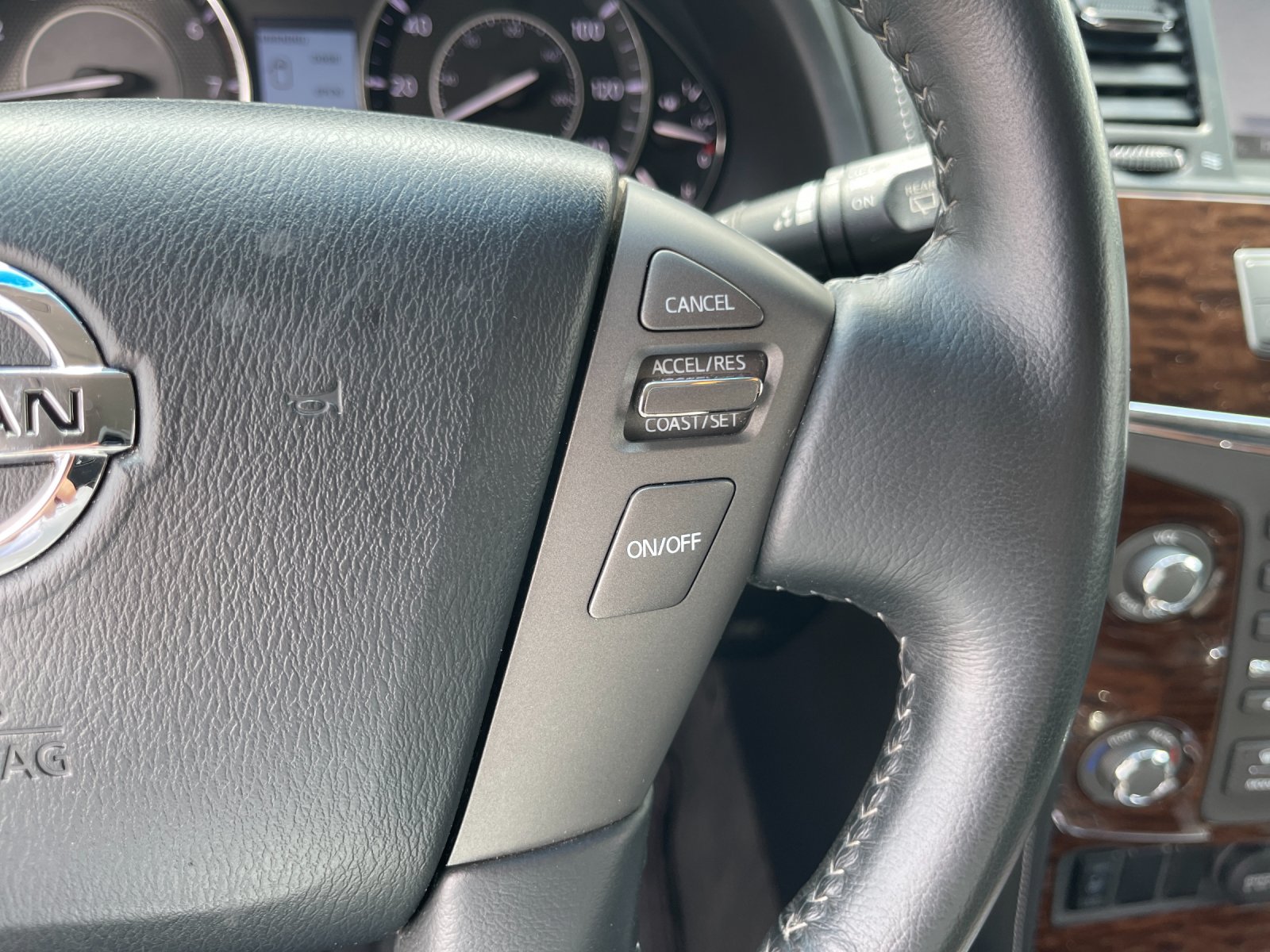 Used 2017 Gray Nissan SV image 29