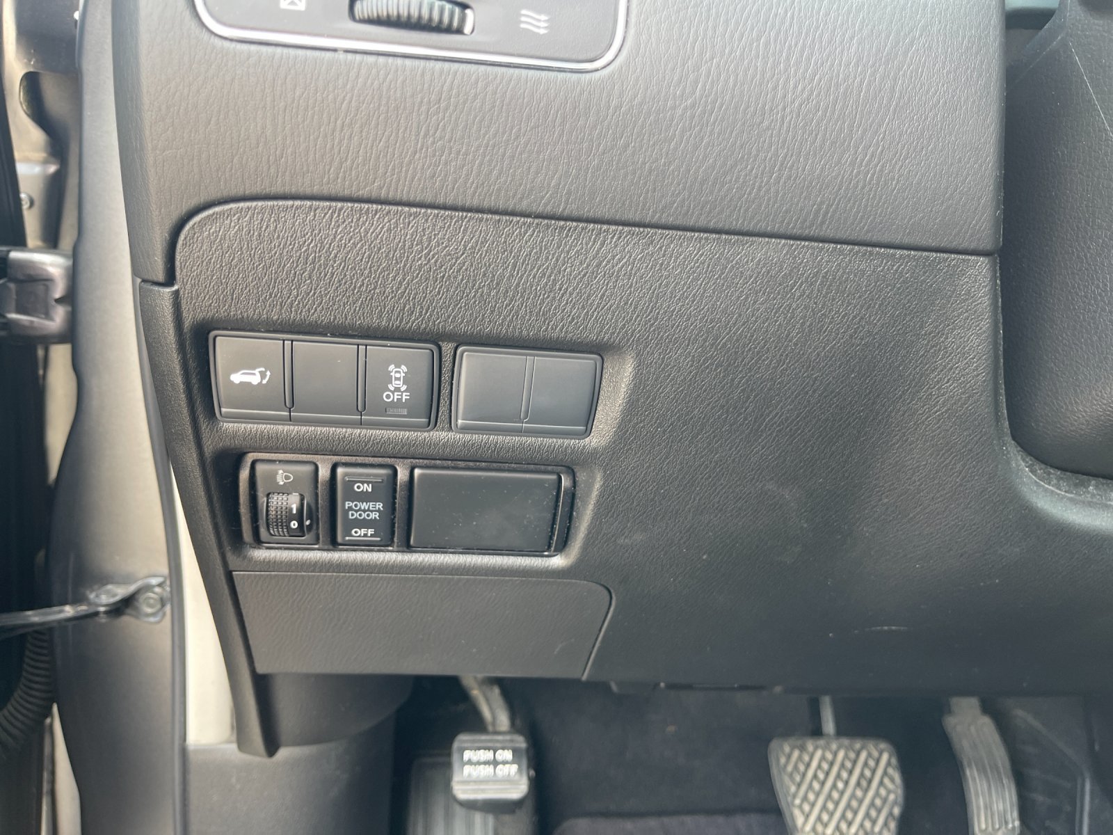 Used 2017 Gray Nissan SV image 32