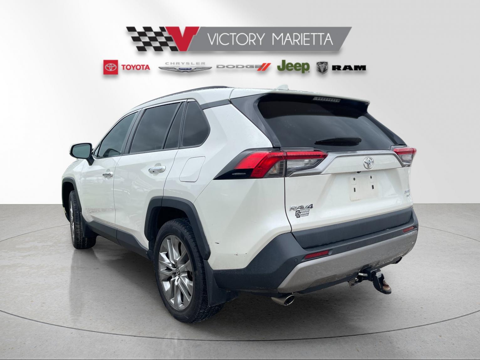 Used 2022 White Toyota Limited image 3