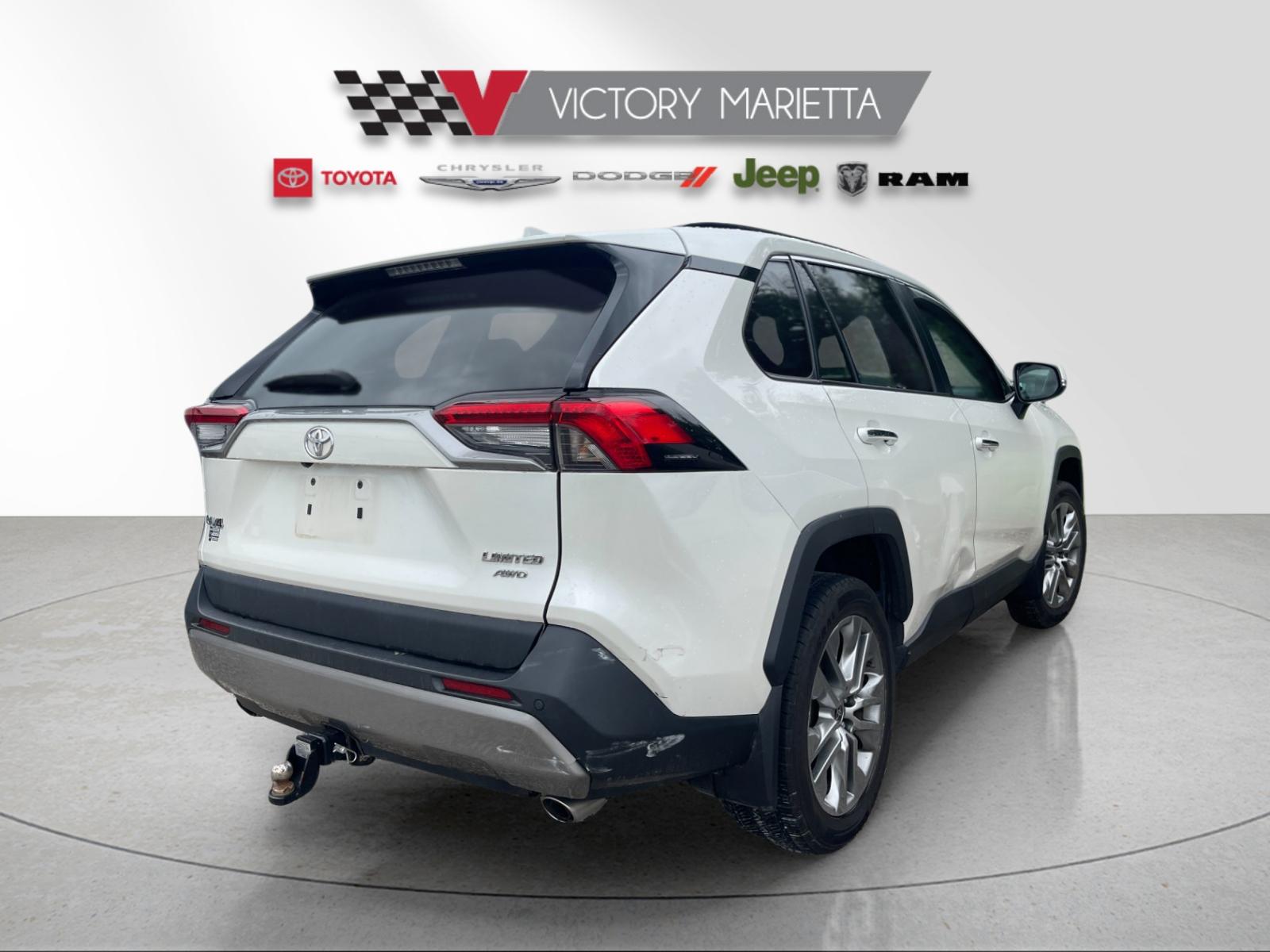Used 2022 White Toyota Limited image 5