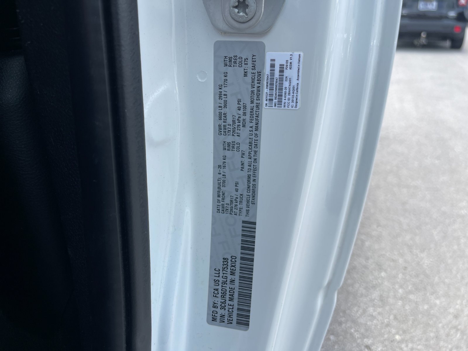 Used 2020 White Ram Tradesman image 29