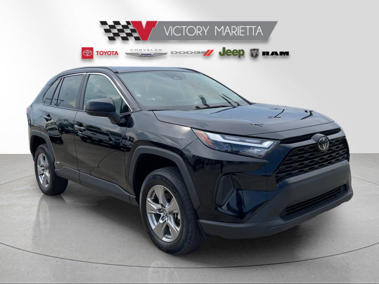 Used 2025 Midnight Black Metallic Toyota LE image 7