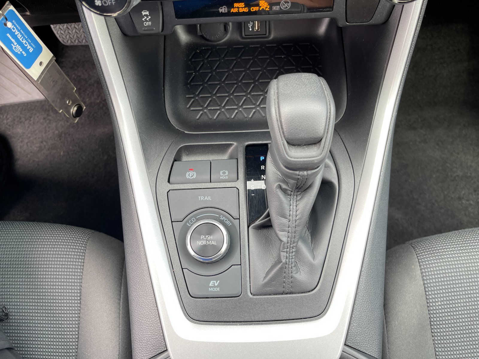 Used 2025 Midnight Black Metallic Toyota LE image 24